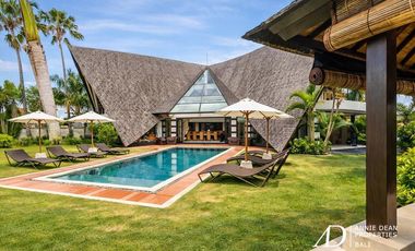 FREEHOLD 4-BEDROOM VILLA WITH UNIQUE ARCHITECTURE IN PADONAN