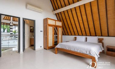 FREEHOLD 4-BEDROOM VILLA WITH UNIQUE ARCHITECTURE IN PADONAN