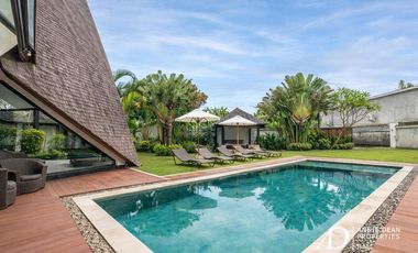 FREEHOLD 4-BEDROOM VILLA WITH UNIQUE ARCHITECTURE IN PADONAN