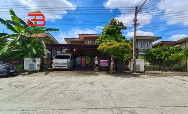 บ้านเดี่ยว หมู่บ้าน V-alive ลำลูกกา คลอง 8 เนื้อที่ 51.5 ตรว. ตำบลลำลูกกา อำเภอลำลูกกา จังหวัดปทุมธานี