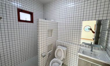 Muji-Style House in Hang Dong, Chiang Mai