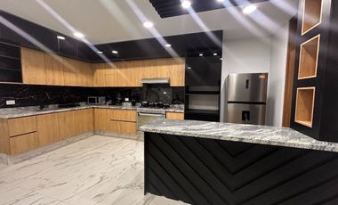 RENTA DE CASA EN MAYORAZGO 4 RECAMARAS CON AIRE ACONDICIONADO