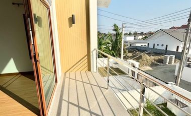 Minimalist 2-Storey Home – Hang Dong, Chiang Mai