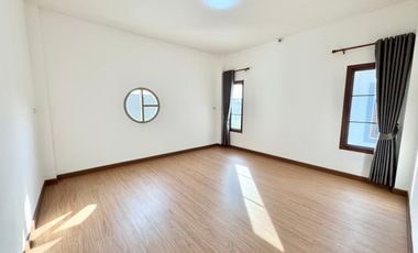 Minimalist 2-Storey Home – Hang Dong, Chiang Mai