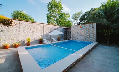 Esta casa es perfecta para quienes buscan un estilo de vida más conectado con la naturaleza y la cultura local, pero sin renunciar a la ciudad.