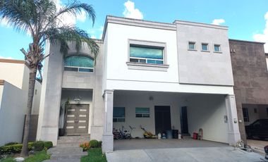 Casa en Venta en Portón de Valle Alto