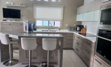 Casa en Venta en Portón de Valle Alto