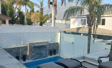 Casa en Venta en Portón de Valle Alto