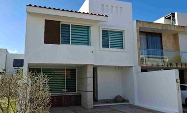 Casa amueblada en renta en Mayorazgo de Arboledas