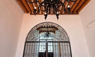 Casa amplia y remodelada en Venta en el Centro Histórico de Morelia