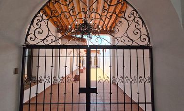 Casa amplia y remodelada en Venta en el Centro Histórico de Morelia