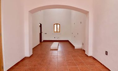 Casa amplia y remodelada en Venta en el Centro Histórico de Morelia