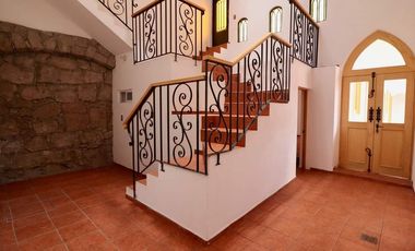 Casa amplia y remodelada en Venta en el Centro Histórico de Morelia