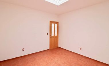 Casa amplia y remodelada en Venta en el Centro Histórico de Morelia