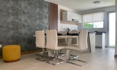 HERMOSA CASA DE VENTA EN SAN ANTONIO DE PICHINCHA!!