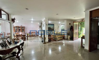 Casa en Venta - Lomas de Tecamachalco