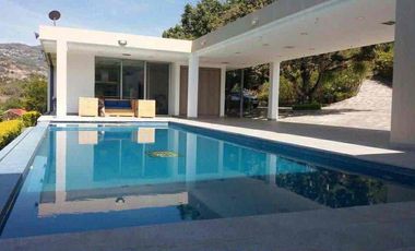 Vendo Quinta en Yunguilla sector Pata Pata