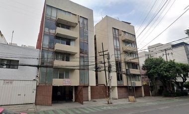 Casa en Remate Bancario en Amores, Col del Valle Nte, Benito Juárez, CDMX. (Oportunidad de Inversión)