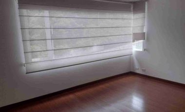 SE VENDE HERMOSO DEPARTAMENTO TRES DORMITORIOS SECTOR EL BOSQUE