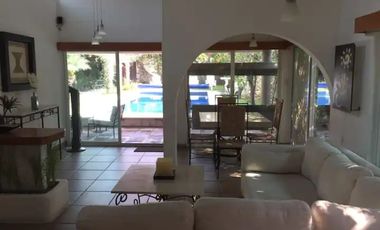VENTA HERMOSA CASA EN VERGELES DE OAXTEPEC !!!!