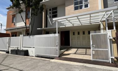 Rumah modern siap huni sayap batununggal bandung