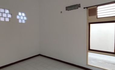 Termurah Dekat Raya Manyar Kertoarjo Rumah Manyar Sambongan Sudah Renov Surabaya Timur