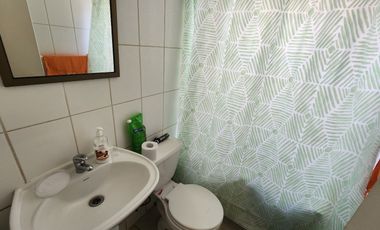 Casa 3 Dorm, 2 Baños, Gran Patio Barrio Seguro/ Larapinta