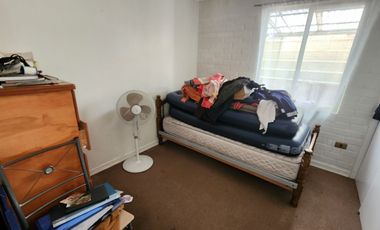 Casa 3 Dorm, 2 Baños, Gran Patio Barrio Seguro/ Larapinta