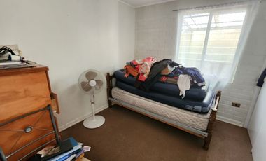 Casa 3 Dorm, 2 Baños, Gran Patio Barrio Seguro/ Larapinta