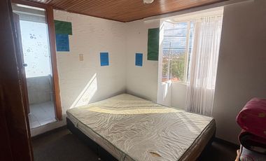SE VENDE CASA EN EL POBLADO TUNJA