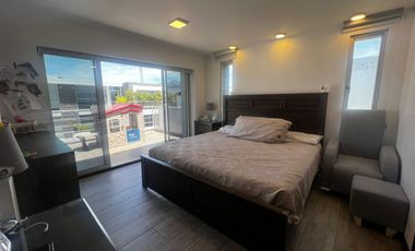 HERMOSA CASA DE VENTA EN TUMBACO!! POR HILACRIL!!