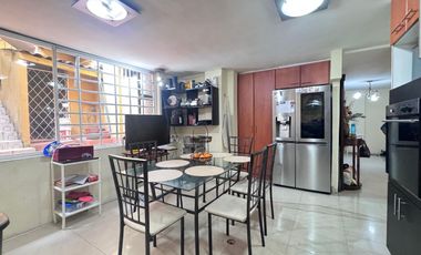 🏡 ¡Oportunidad Única en La Gasca! Casa Remodelada con Piscina, Departamento Independiente, Local Comercial y Seguridad Total