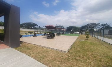 VENTA DE CASA - VIA A LA COSTA - URBANIZACION VILLA BLANCA