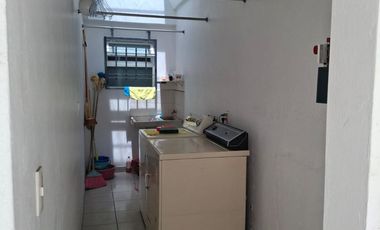 A Las Llanuras No. 215 Col. Prados Vallarta