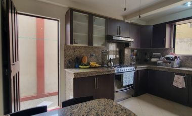 En venta casa de oportunidad en Ciudad Celeste, primeras etapas, nuevo Samborondon