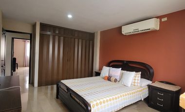 En venta casa de oportunidad en Ciudad Celeste, primeras etapas, nuevo Samborondon