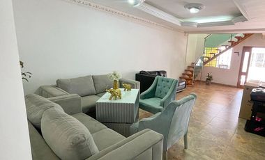 Casa en Venta en El Jardín, de Dos Niveles, Santa Marta