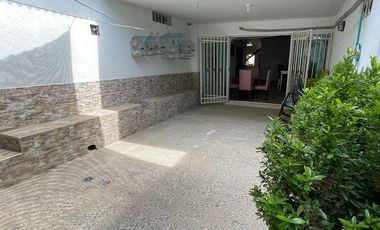 Casa en Venta en El Jardín, de Dos Niveles, Santa Marta