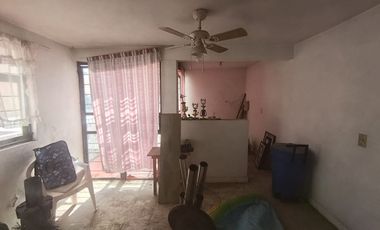 CASA EN EXCELENTE UBICACION Y ESPACIOS