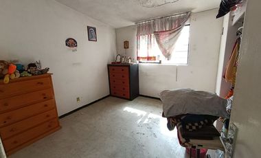 CASA EN EXCELENTE UBICACION Y ESPACIOS