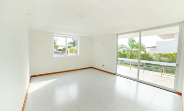Descubre Tu Próximo Hogar En Esta Encantadora Casa En Venta!