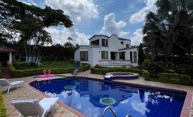 Vendo casa campestre en Pereira