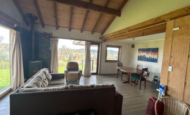 SE VENDE LINDA CASA EN LOS HUALLES OSORNO