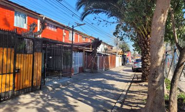 SE VENDE PROPIEDAD REGULARIZADA- MAIPÚ