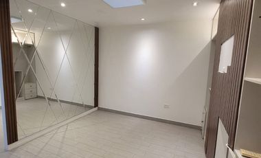 En alquiler Lujoso Departamento Tipo Loft – Planta Baja en River Towers, Samborondon