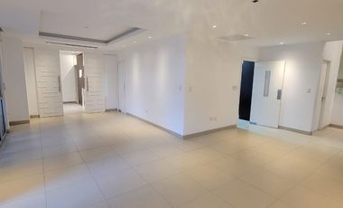 En alquiler Lujoso Departamento Tipo Loft – Planta Baja en River Towers, Samborondon