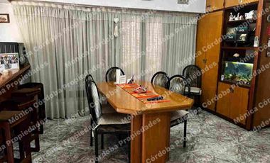 Chalet 5 ambientes en 2 plantas – Apto crédito