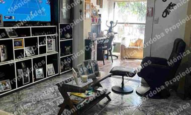 Chalet 5 ambientes en 2 plantas – Apto crédito