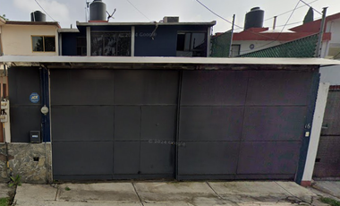 ¡REMATE ÚNICO! HERMOSA CASA EN PASEO DE LOS COCHES 16, RESIDENCIAL EL DORADO, 54020, TLALNEPANTLA DE BAZ, EDOMEX. SK29