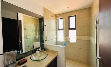 Villa en Venta Paraíso Country Club